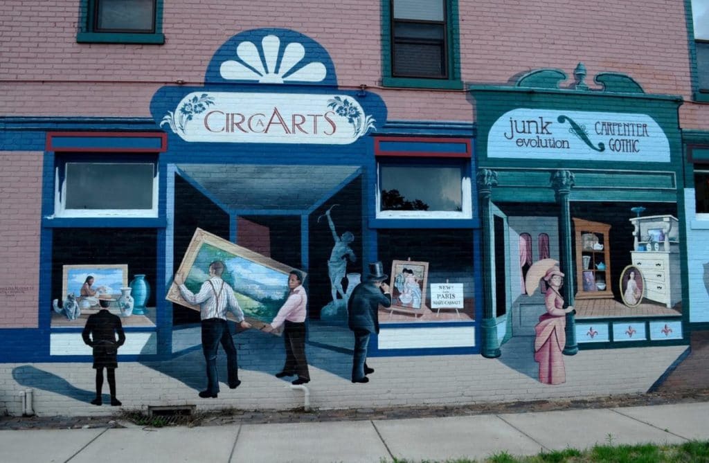 Circa Arts Gallery (Side Mural)