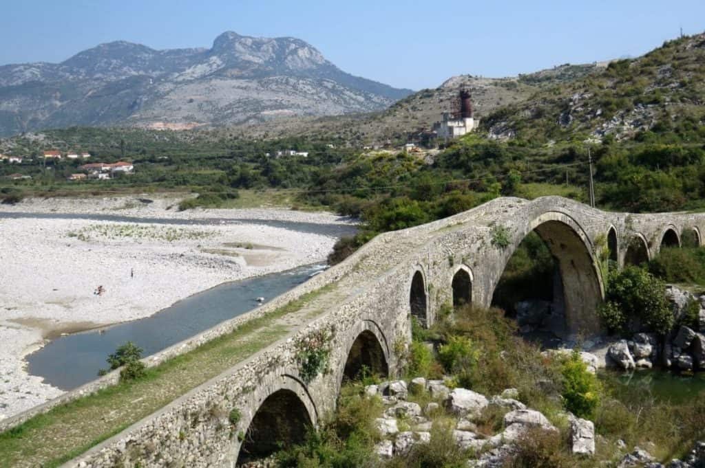 Mes Bridge