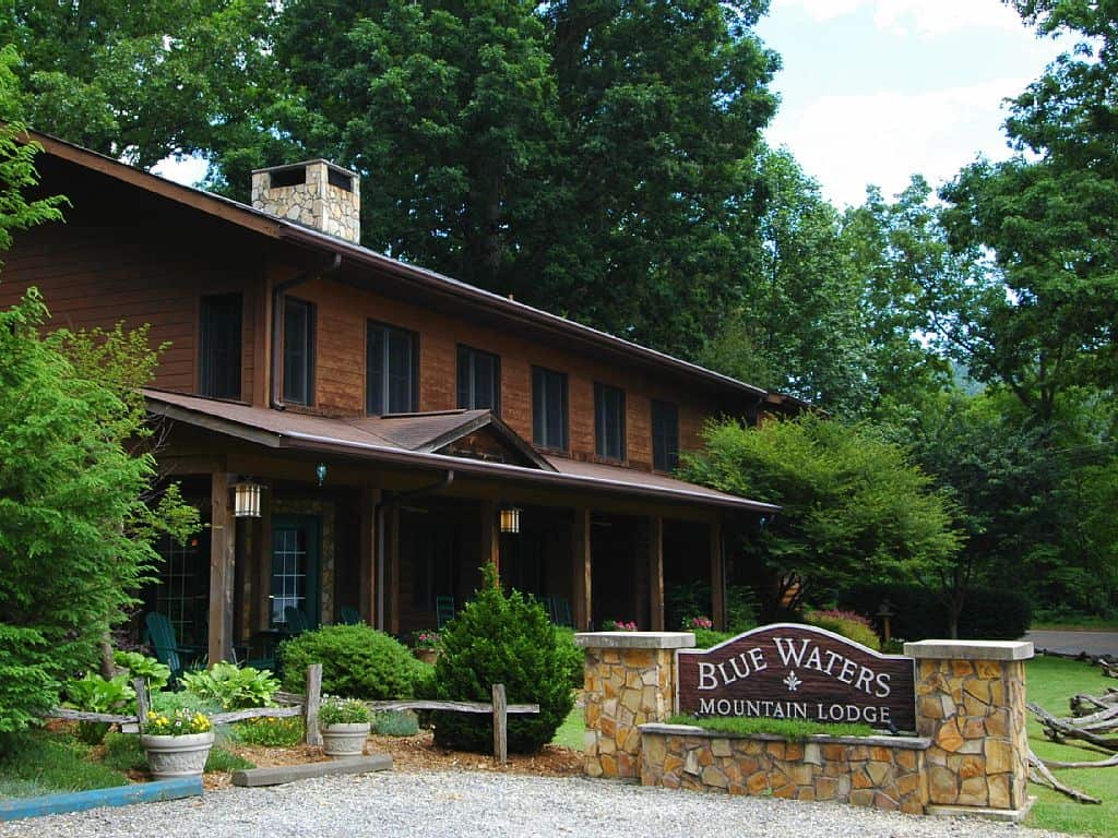 Blue Waters Mountain Lodge
