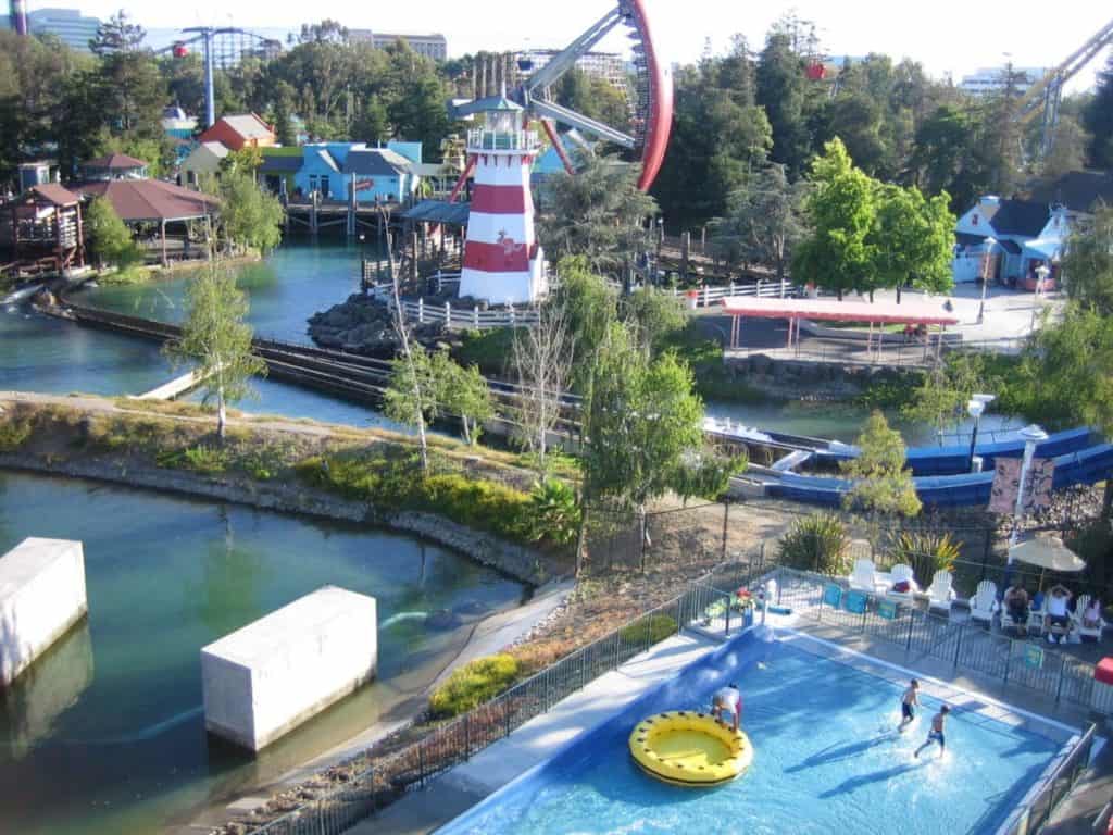 Boomerang Bay, Santa Clara