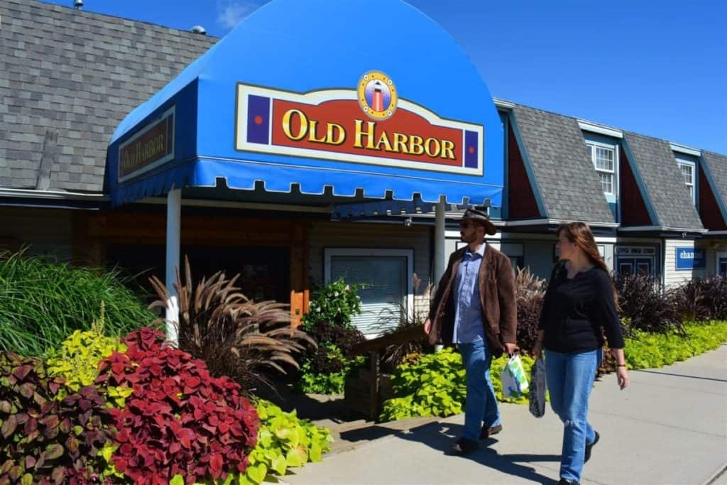 Old Harbor Inn