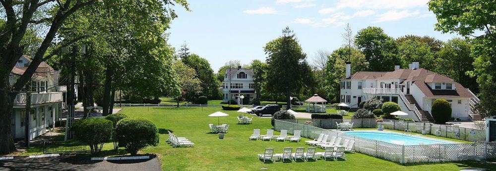 ShoreWay Acres Inn – Falmouth