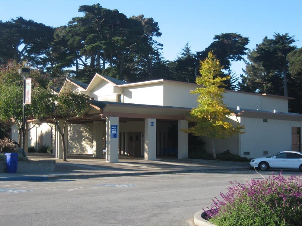 Westlake Park Community Center