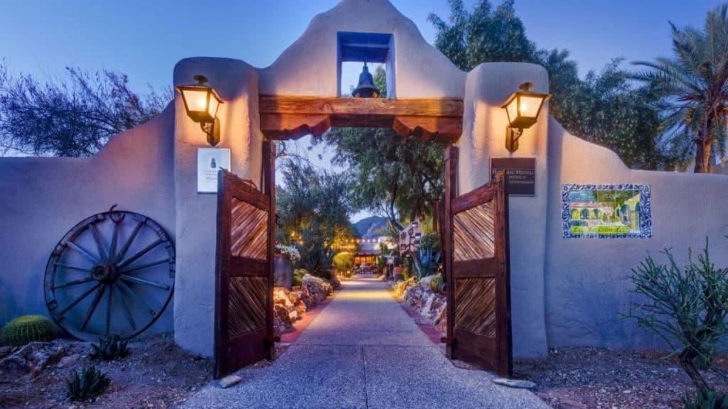 Hacienda Del Sol