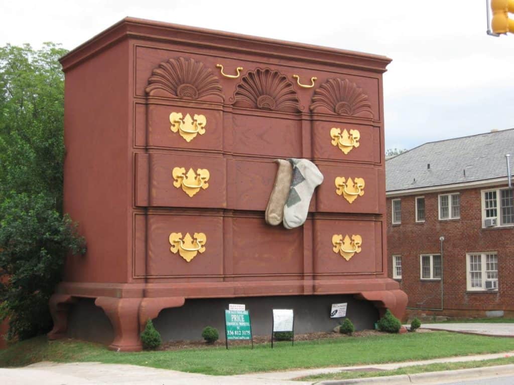 World’s Largest Chest of Drawers