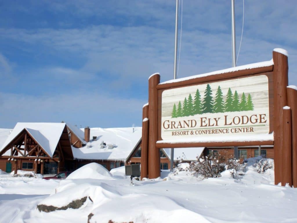 Grand Ely Lodge