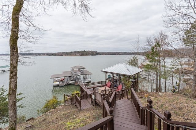 Smith Lake Bed & Breakfast