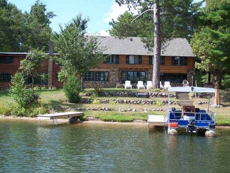 Whispering Pine Lodge