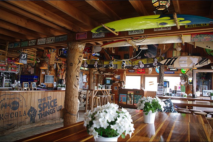The Surfer’s Paradise bar