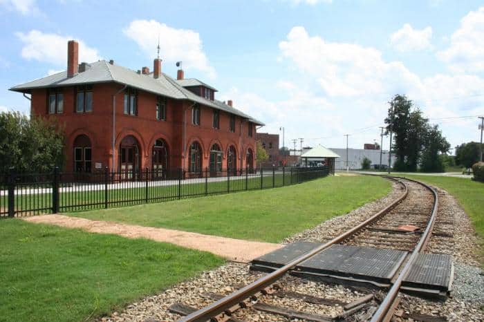 Fayetteville Area Transportation and History Museum
