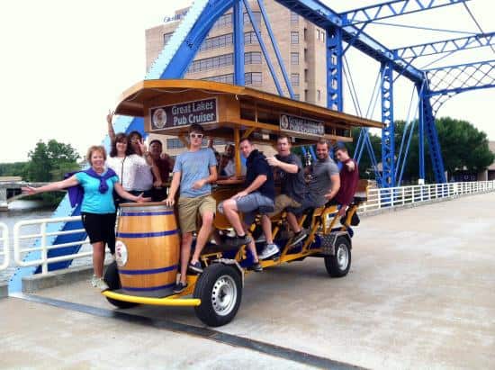 Great Lakes Pub Cruiser