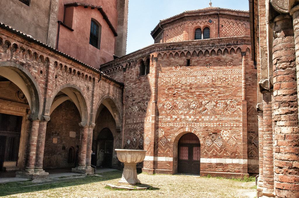 Santo Stefano, Bologna
