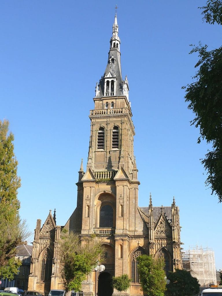 Basilique Notre-Dame-d'Espérance