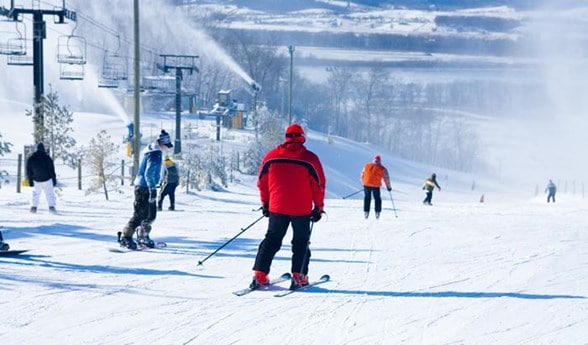 Chestnut Mountain Resort - Skiing