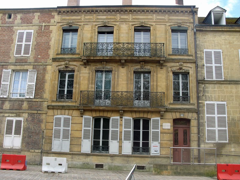 La Maison des Ailleurs