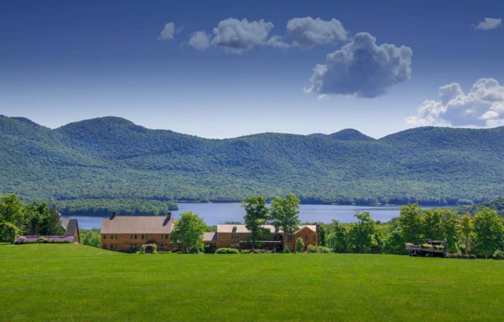 Mountaintop Inn and Resort