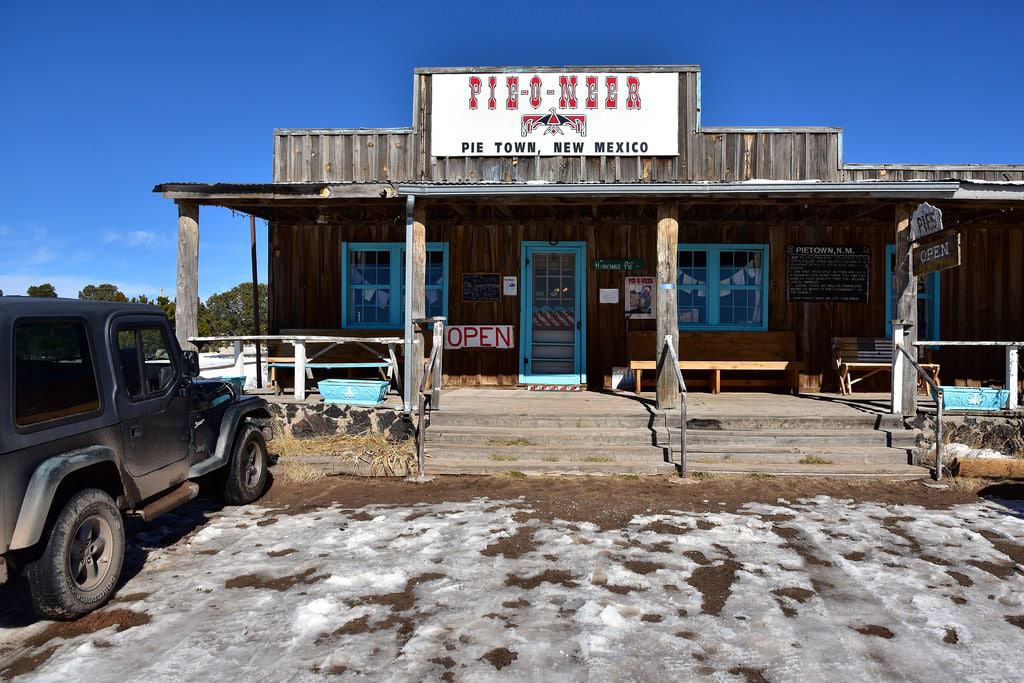 Pie-o-neer Pie café