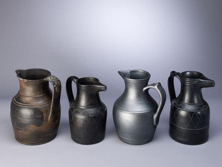 Molelos Pottery