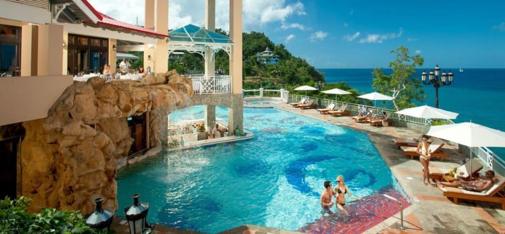 Sandals Regency La Toc