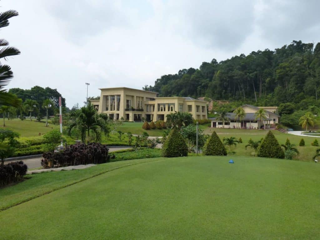 Batam Hills Golf Resort