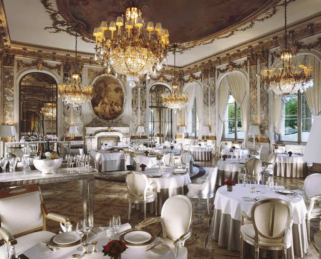 Le Louis XV Restaurant
