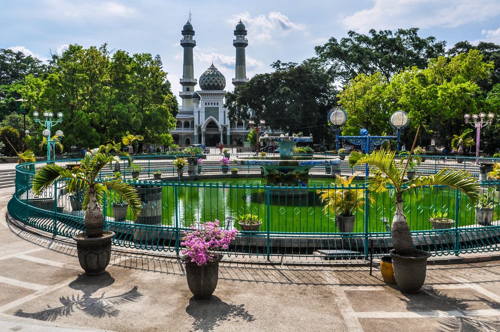 Mosque And A Fountain In Malang