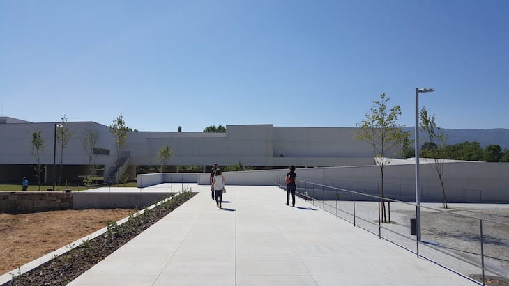 Museu De Arte Contemporânea Nadir Afonso