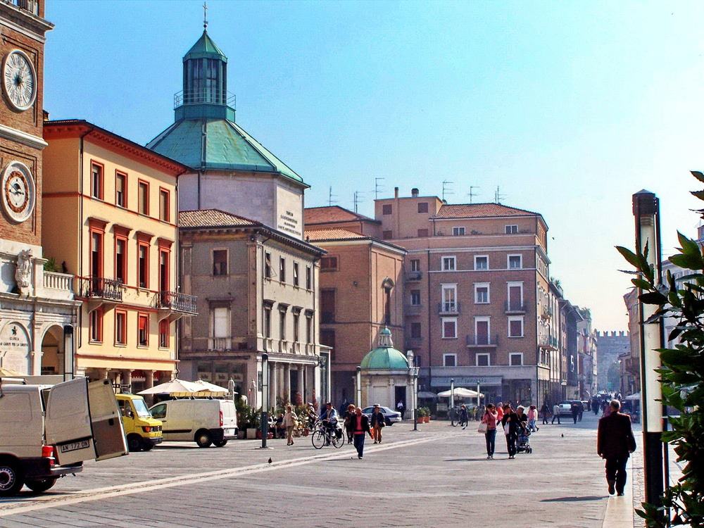 Piazza Tre Martiri
