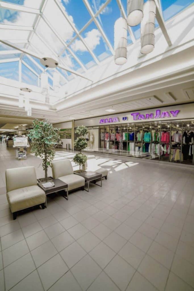 Victoria Square Shopping Centre