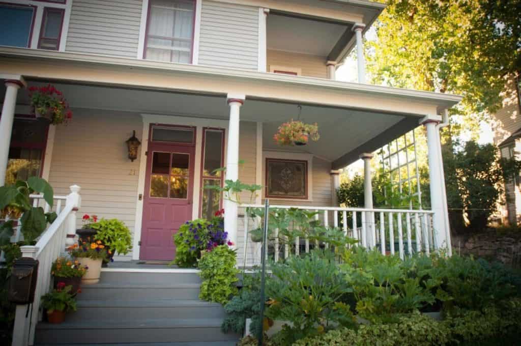 1899 Inn