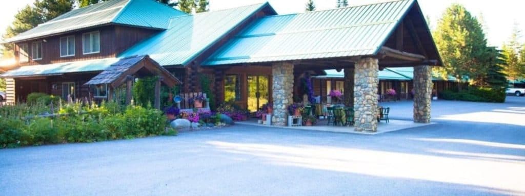 Bonner’s Ferry Log Inn