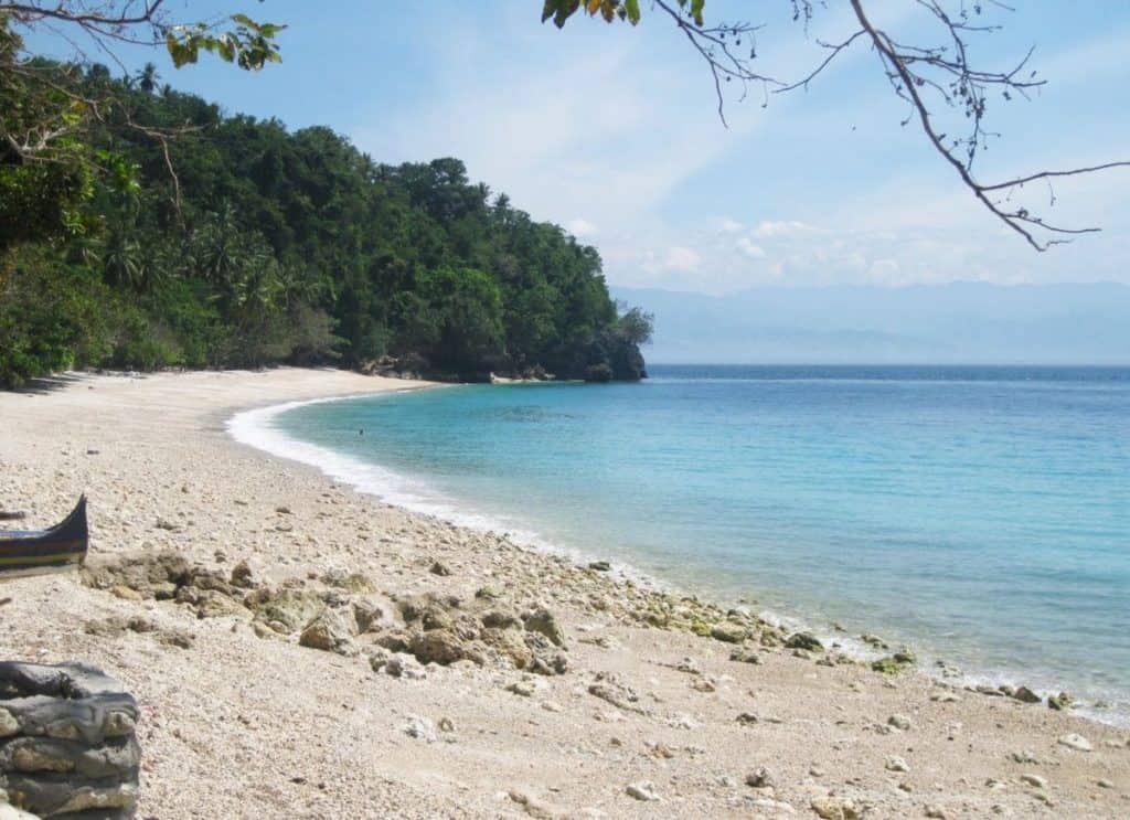 Canibad Beach Cove, Samal
