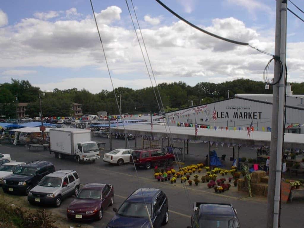 Collingwood Auction & Flea Market