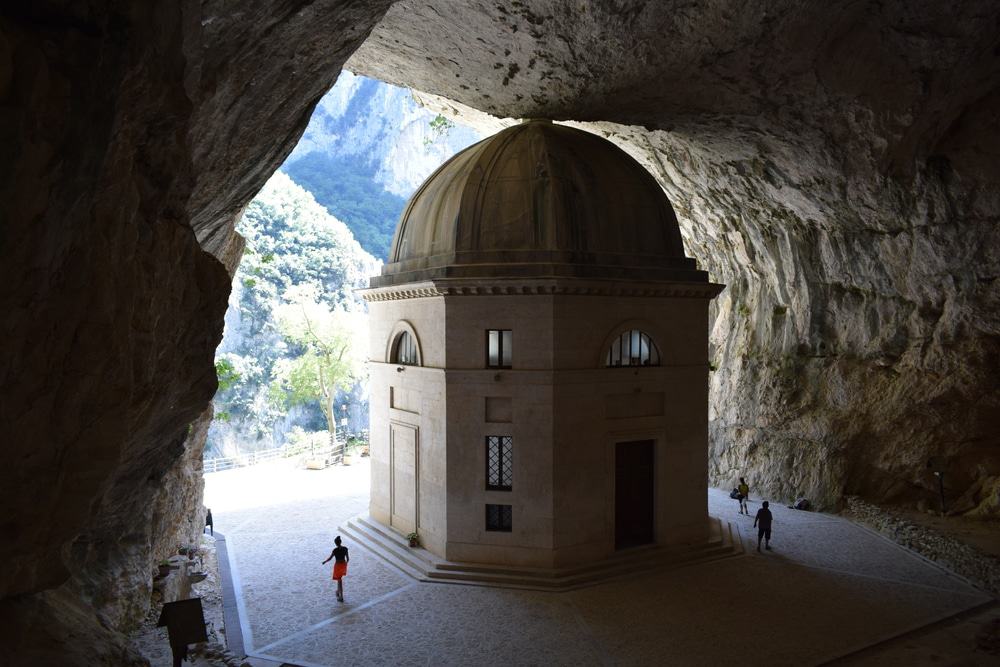 Frasassi Cave