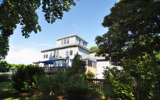 Lazy L Bed And Breakfast
