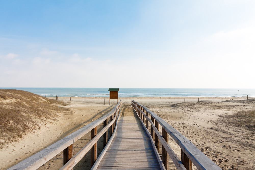 Marina Di Ravenna, Beach