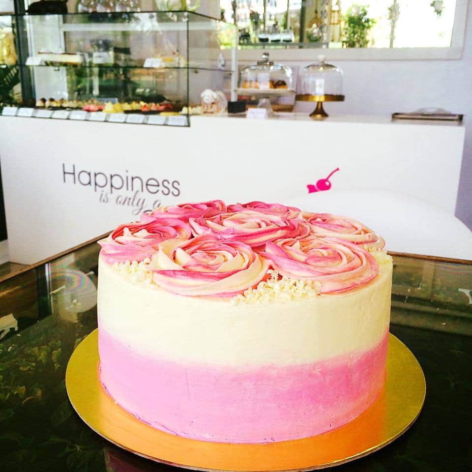 Mosia Cupcakes And Cookie Shop