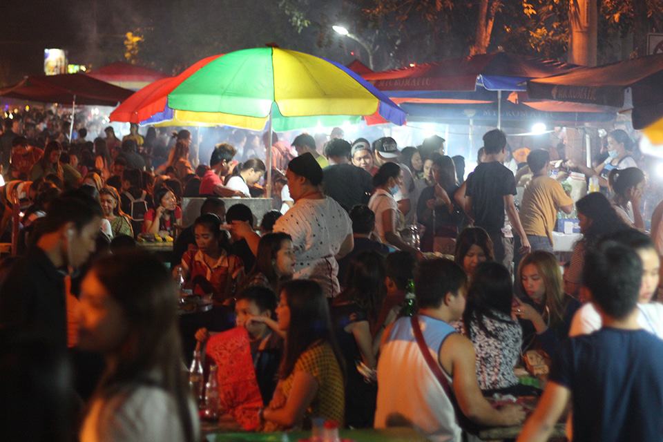 Roxas Avenue Night Market