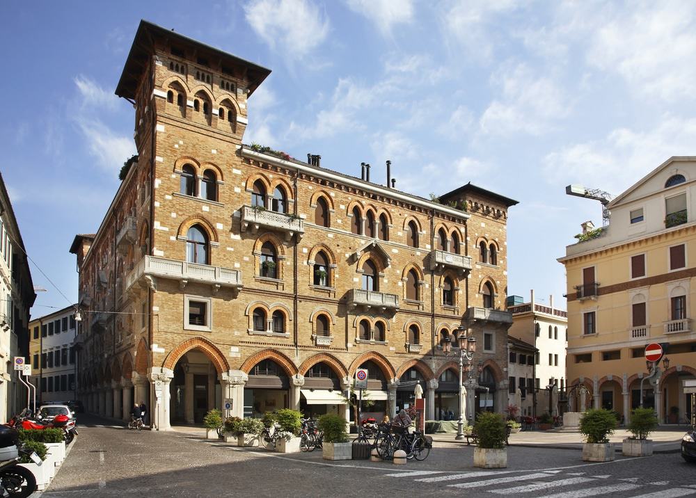 Piazza San Vito