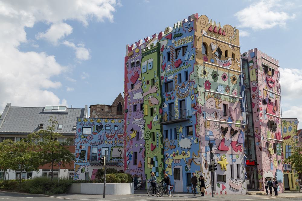 Happy Rizzi House