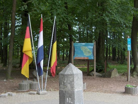 Three-Country Point