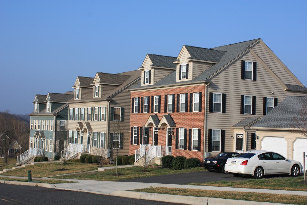 Vernfield, Lower Salford