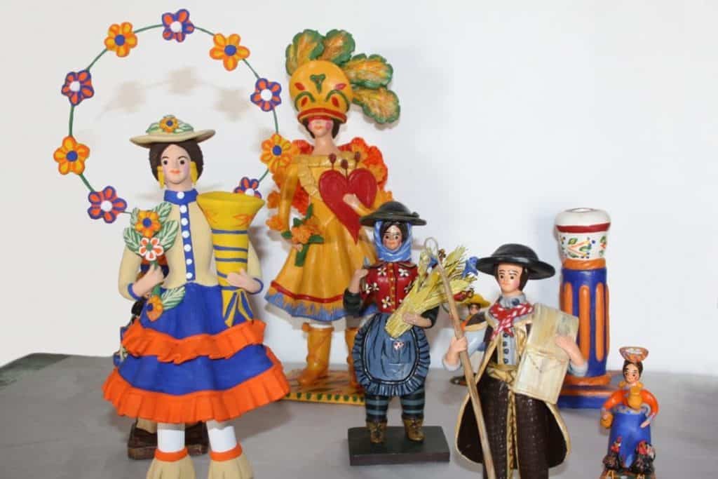 Bonecos de Estremoz