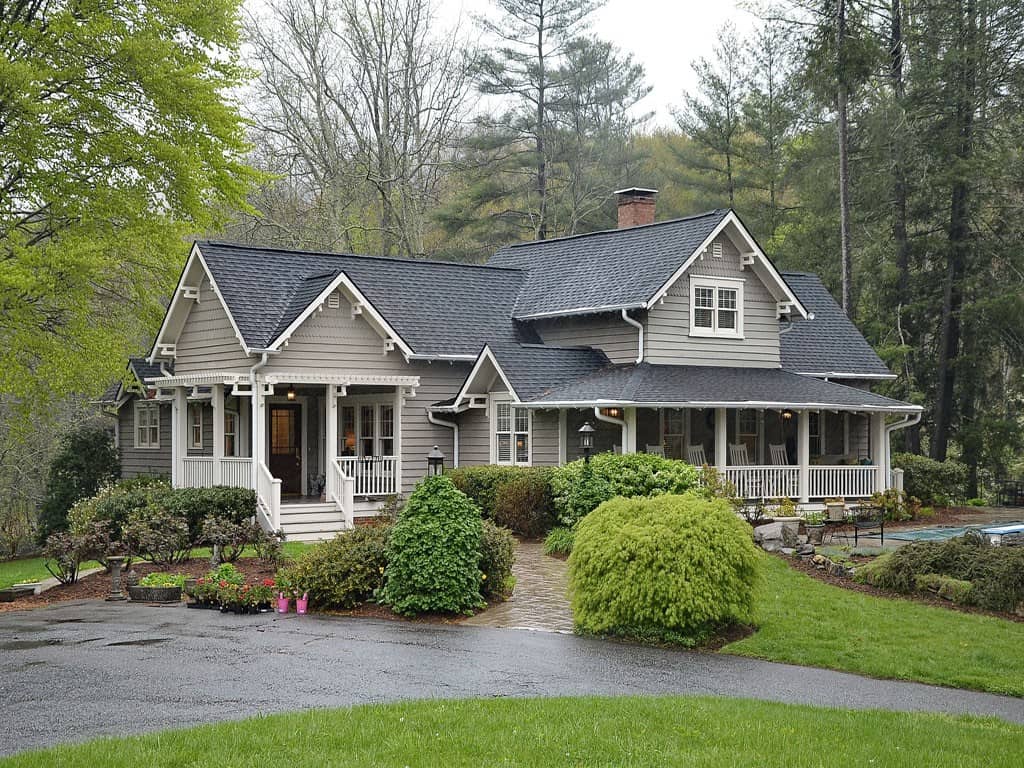 Mills River, North Carolina