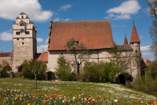 Nördlinger Tor Und Stadtmühle