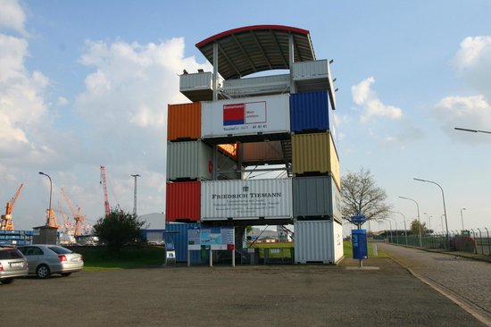 Container-Aussichtsturm