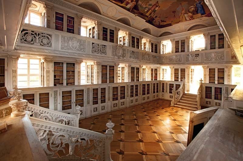 Fürstliche Abtei Amorbach