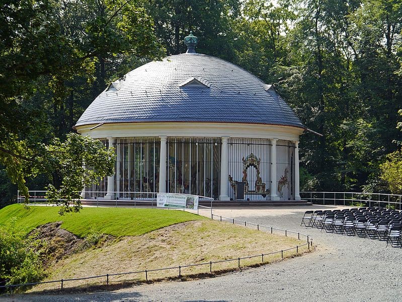 Historisches Karussell Wilhelmsbad