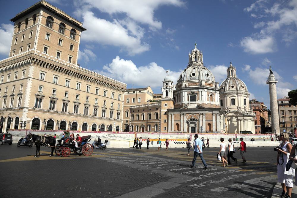 Piazza della Madonna dei Monti