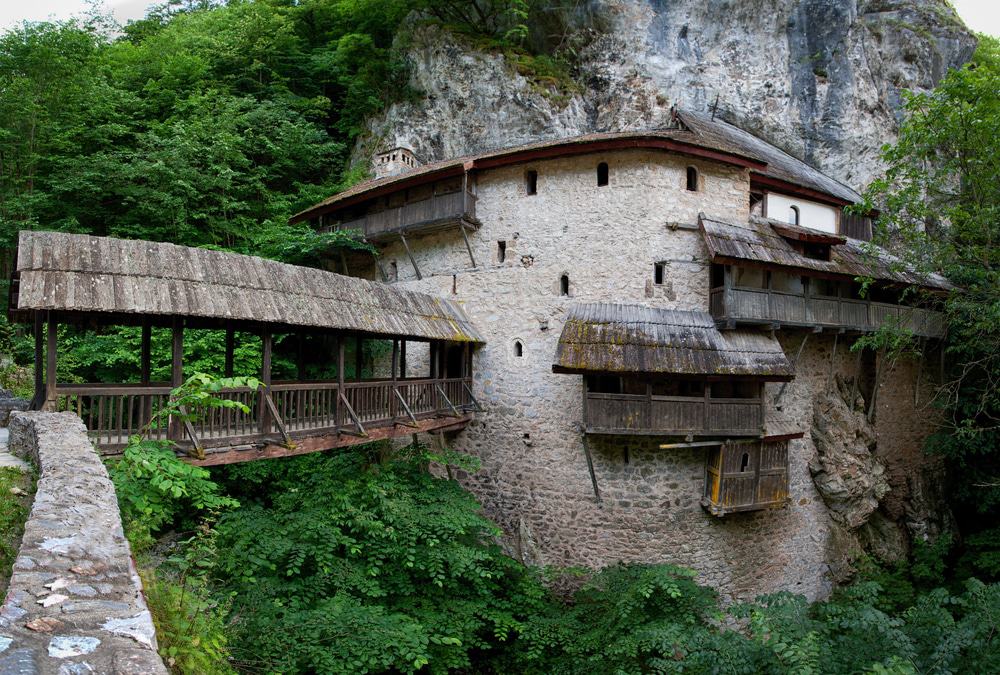 Crna Reka Monastery
